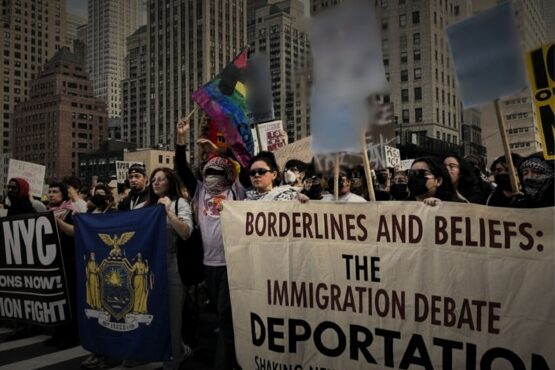 Immigration Debate Divides NYC Politics | The Daily Newyorks