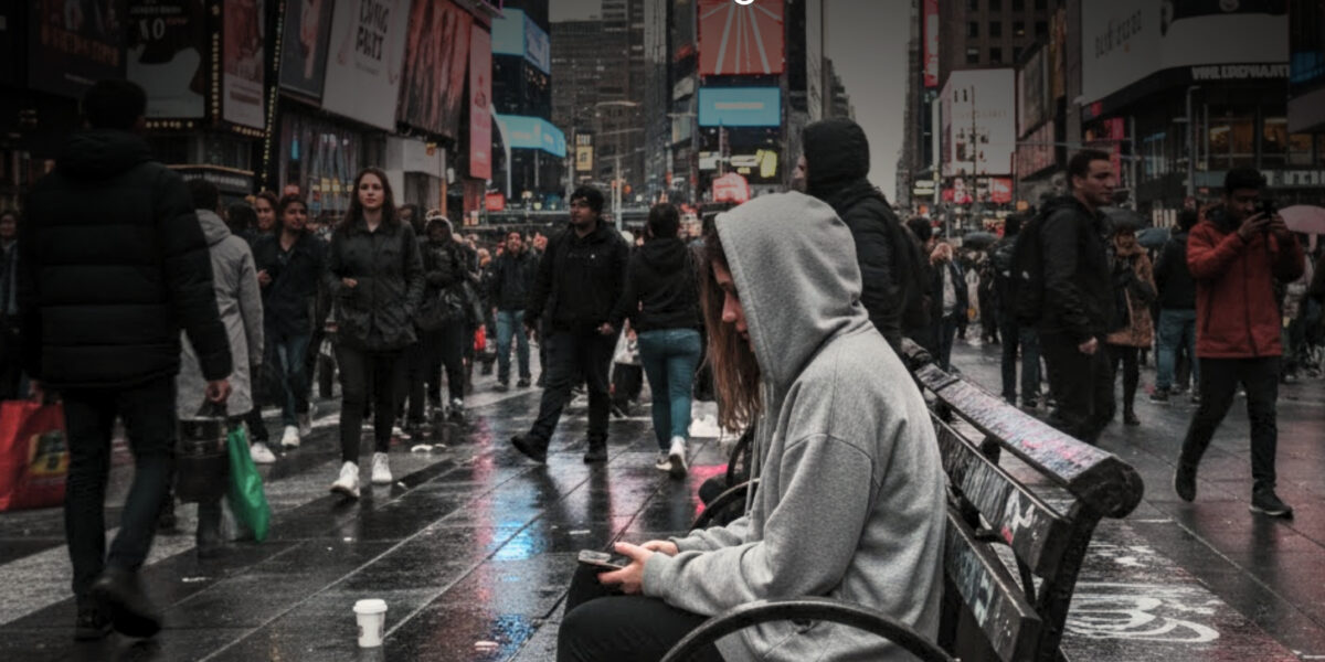 Loneliness Crisis Grips NYC | The Daily Newyorks